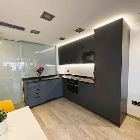 Club Atlantis 159 شقة